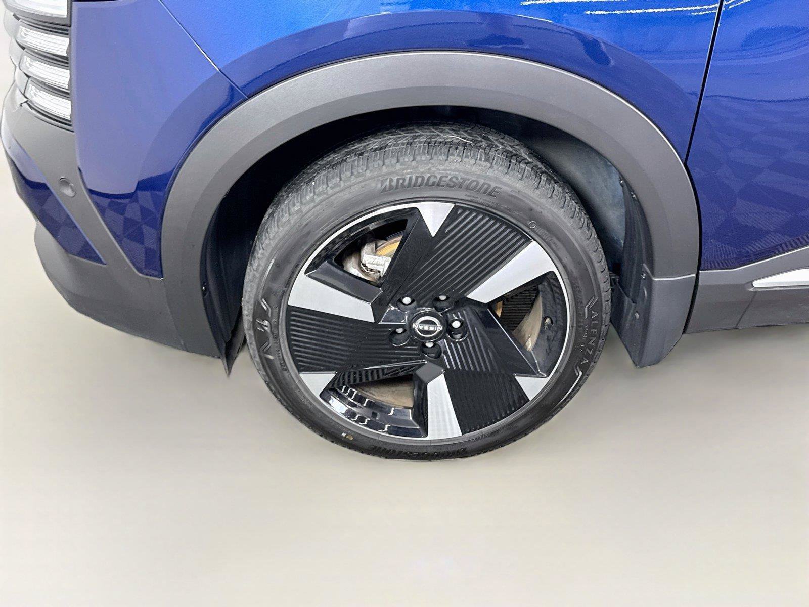 Used 2025 Nissan Kicks SR w/ Illumination Package AWD/4WD image 21