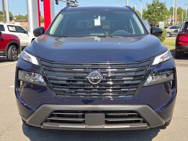 New 2026 Nissan Rogue Dark Armor FWD image 5