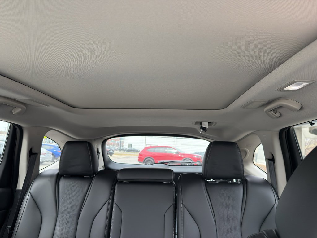 Used 2025 Acura MDX SH-AWD w/ Technology Package image 22