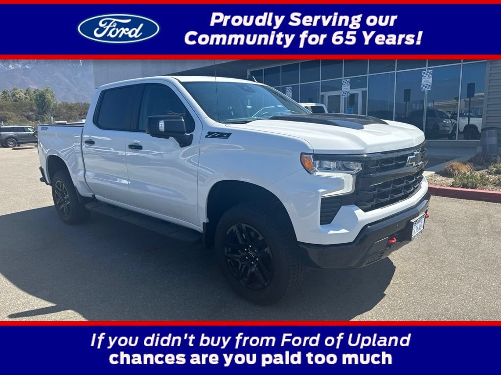 Used 2026 Chevrolet Silverado 1500 LT Trail Boss w/ LT Trail Boss Premium Package AWD/4WD image 1