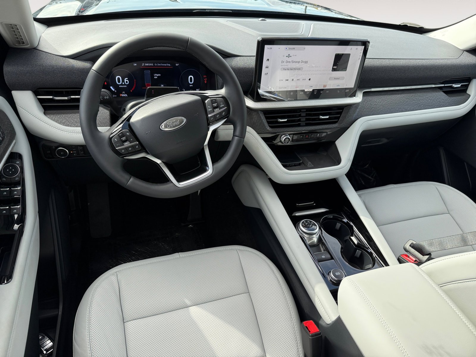 New 2025 Ford Explorer Platinum w/ Ultimate Package image 15