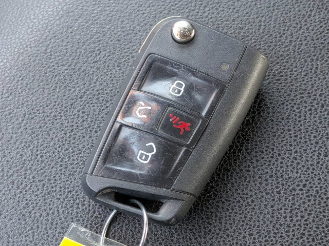 Used 2025 Volkswagen Jetta Sport FWD image 27