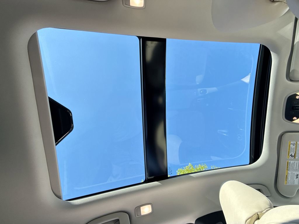 Used 2022 INFINITI QX50 Luxe w/ Cargo Package image 16