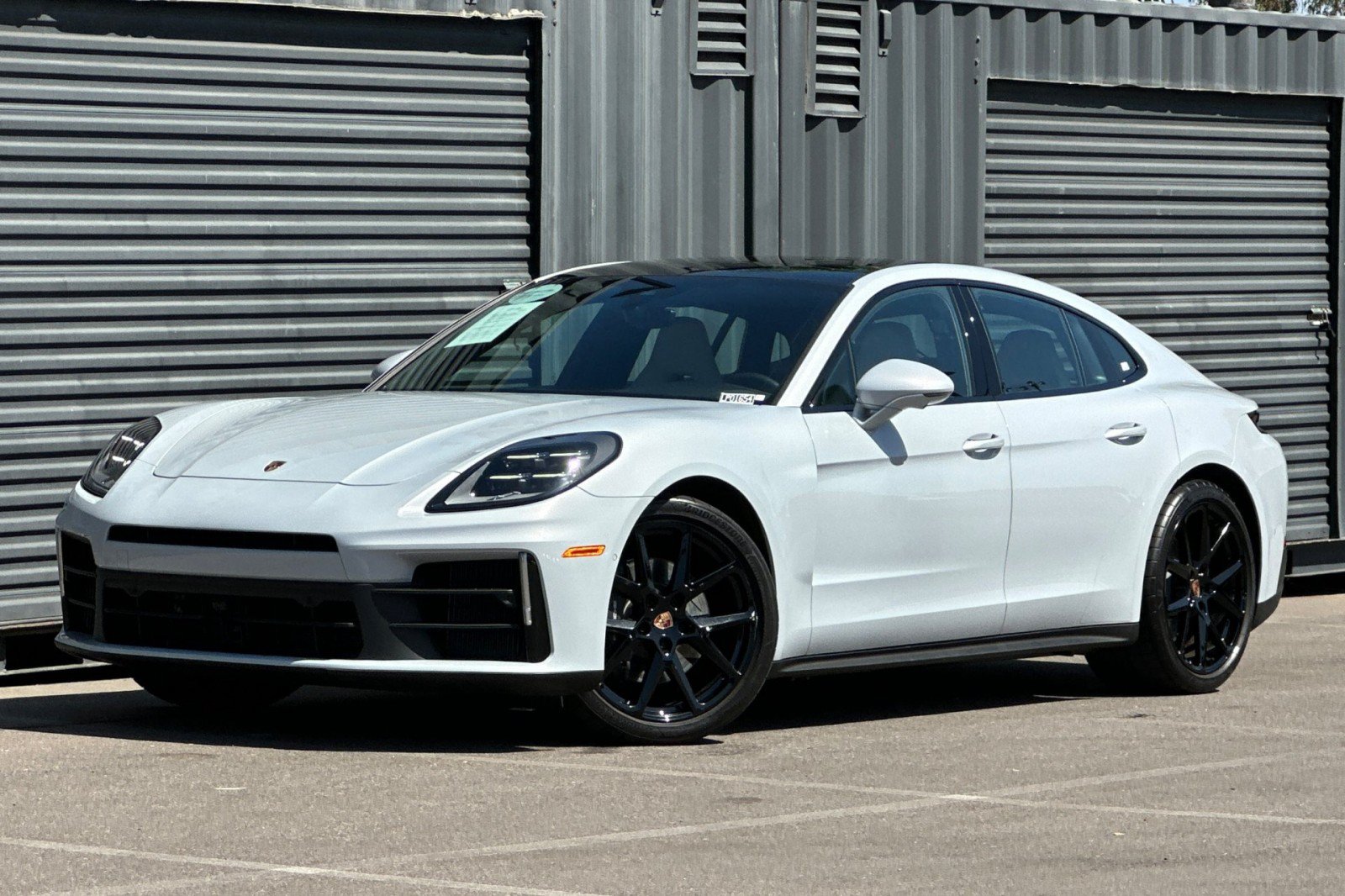 Used 2026 Porsche Panamera image 1