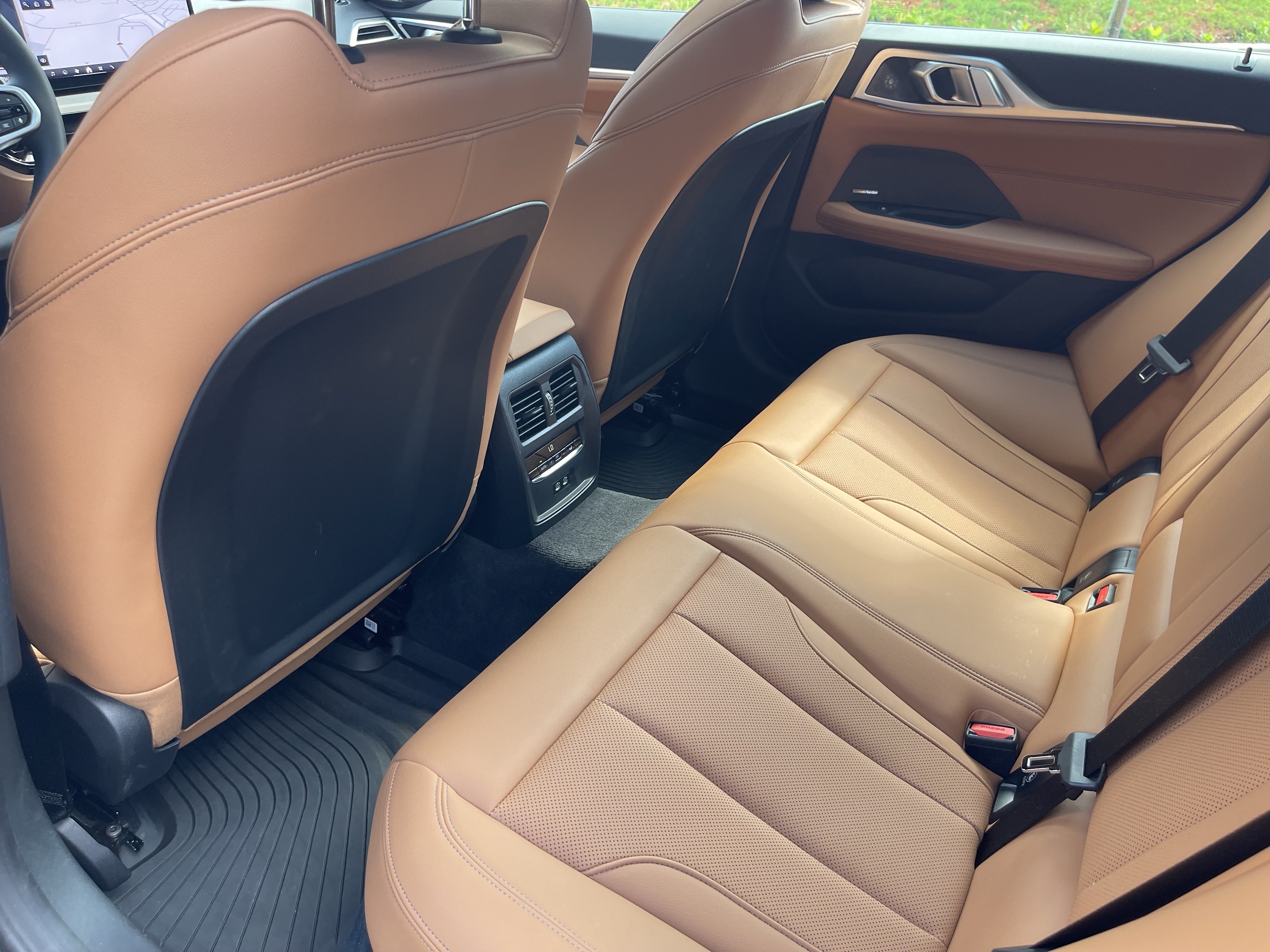 Used 2026 BMW 430i xDrive w/ M Sport Package AWD/4WD image 14
