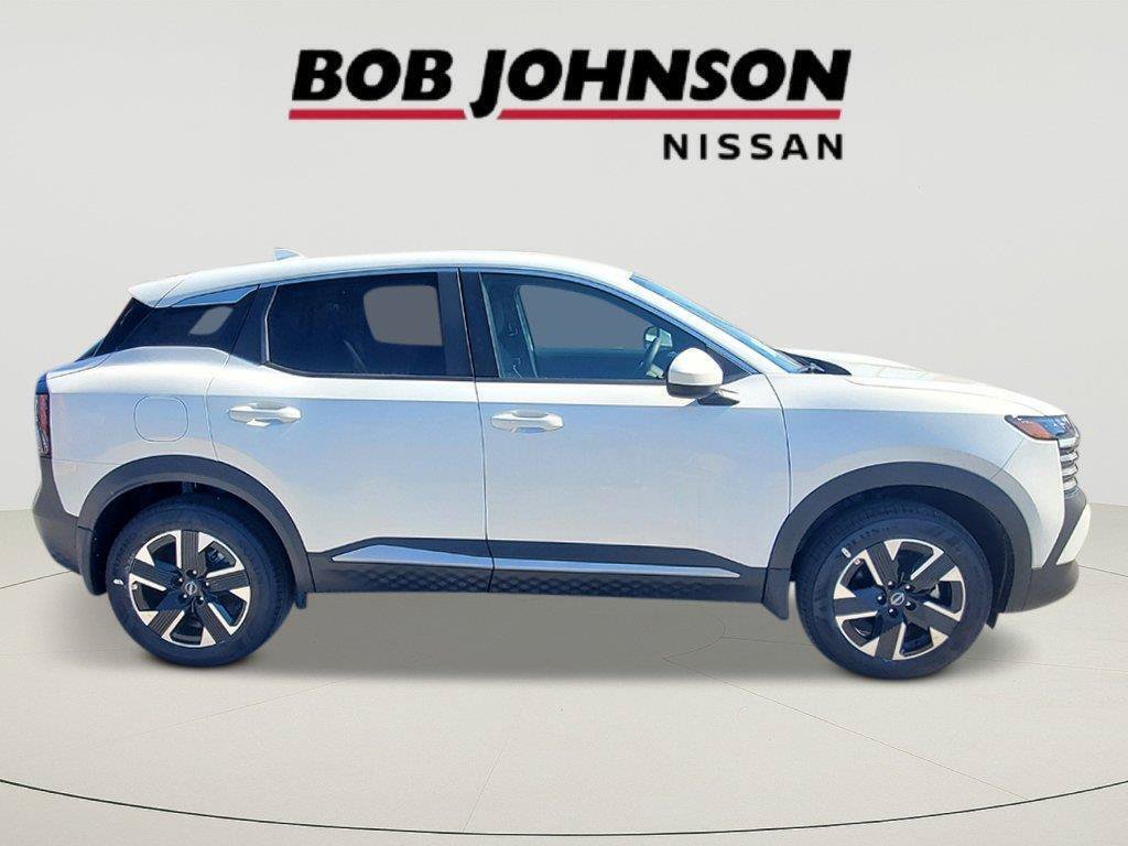 New 2027 Nissan Kicks SV AWD/4WD image 2