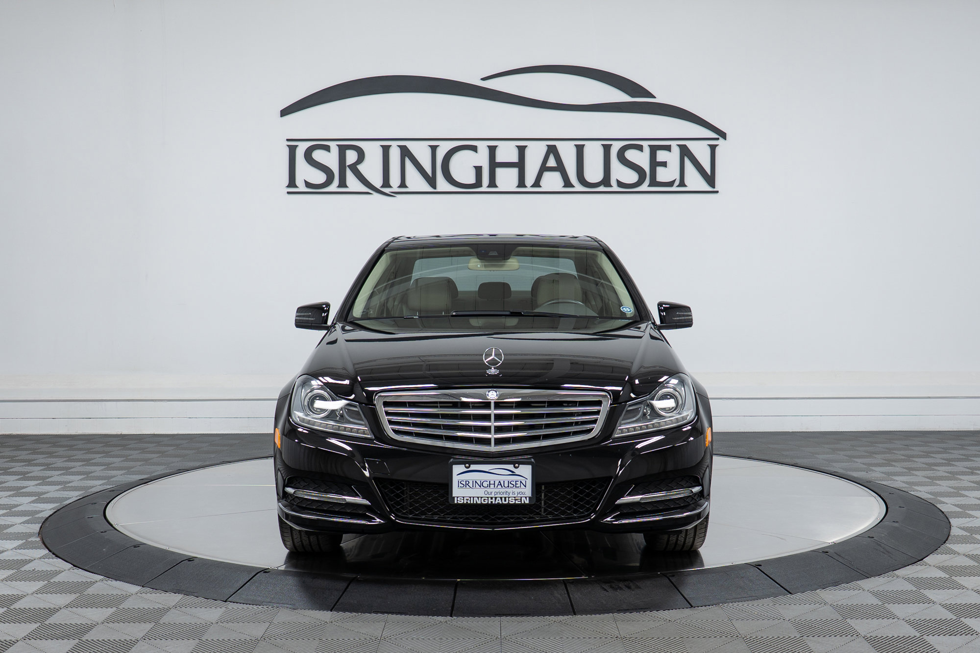 Used 2014 Mercedes-Benz C 300 4MATIC Sedan image 2