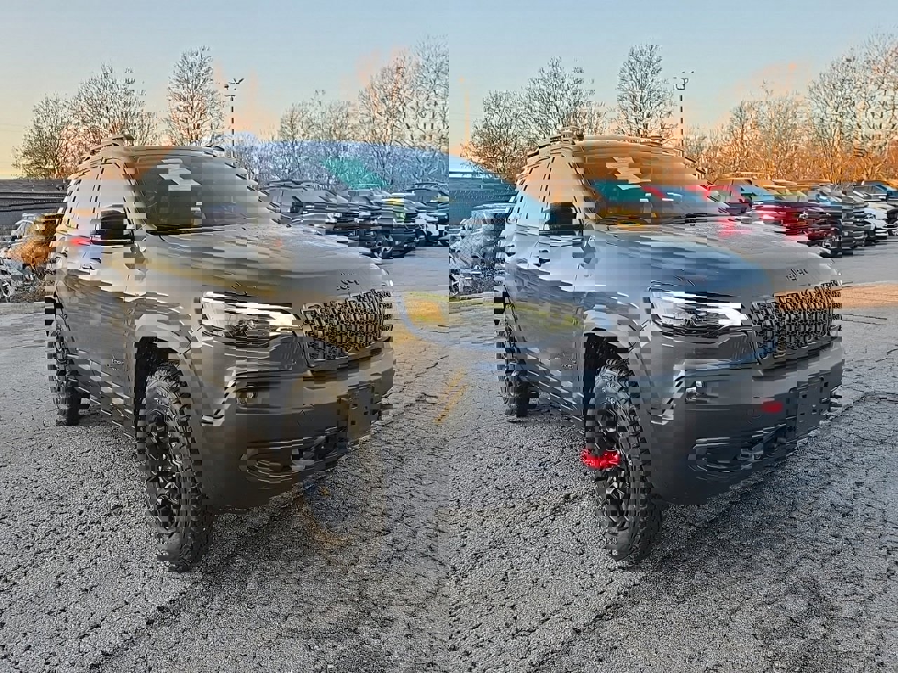 Used 2022 Jeep Cherokee Trailhawk w/ Trailer Tow Group image 1