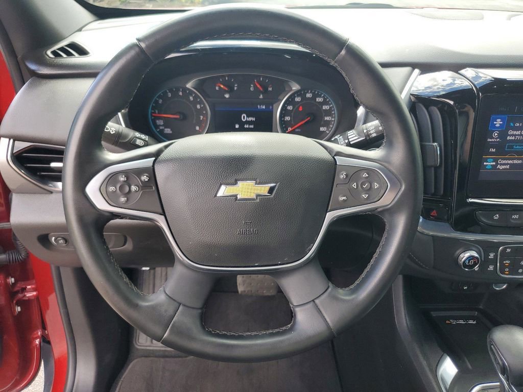 Used 2023 Chevrolet Traverse LT image 23