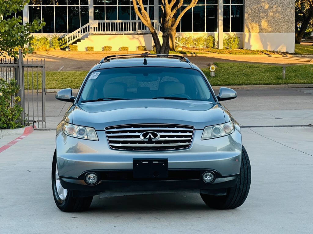 Used 2004 INFINITI FX35 Base Rwd 4dr SUV w/ Technology Pkg image 3