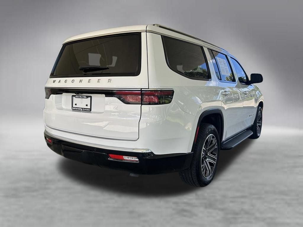 Used 2025 Jeep Wagoneer Series II AWD/4WD image 3
