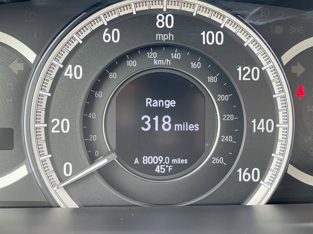 Used 2016 Honda Accord Touring image 4