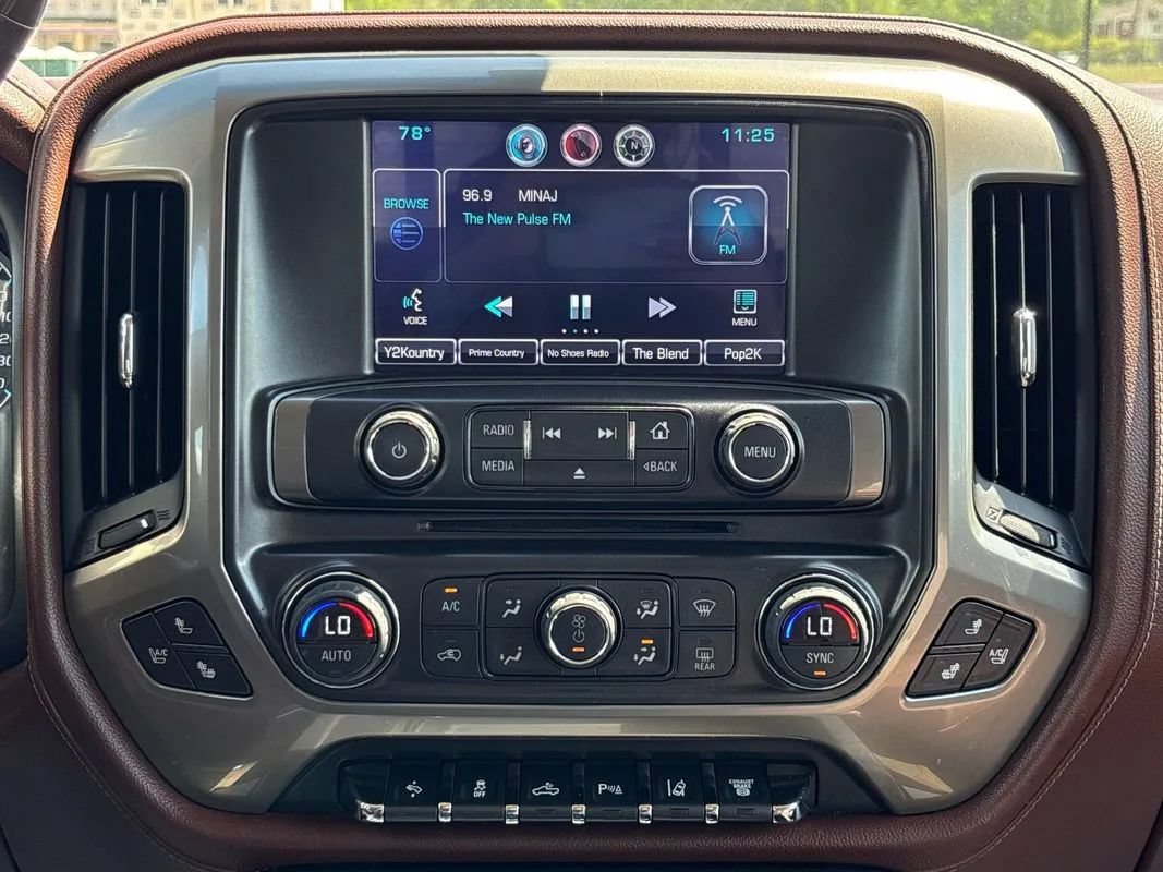 Used 2015 Chevrolet Silverado 2500 High Country w/ Duramax Plus Package AWD/4WD image 36