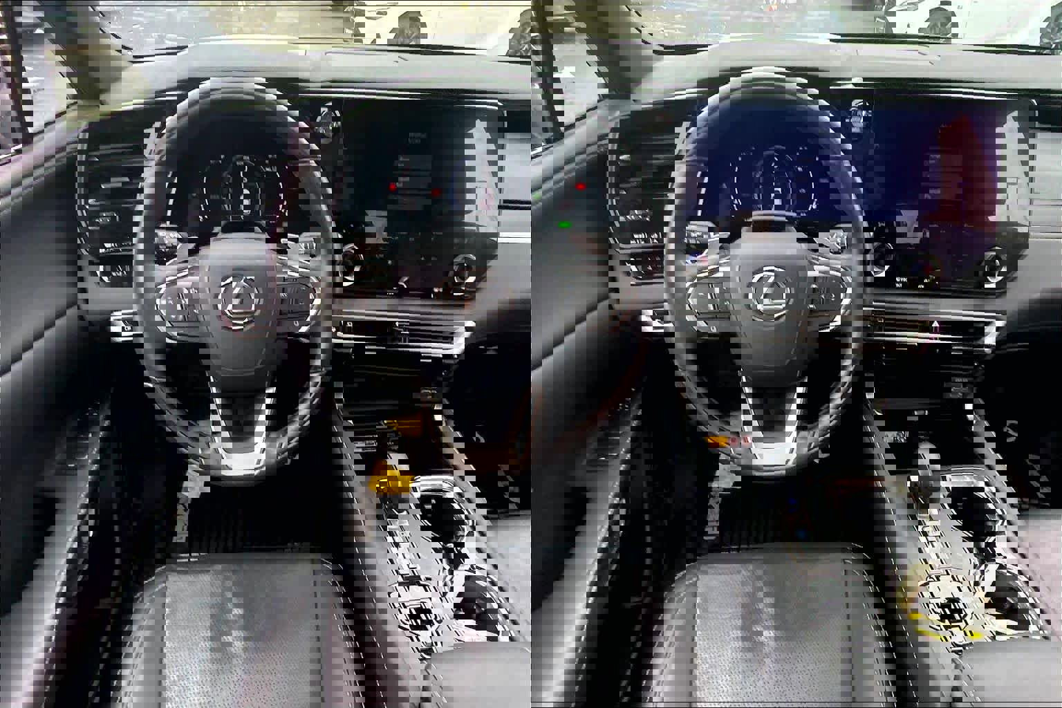 Used 2024 Lexus RX 350 w/ Convenience Package image 6