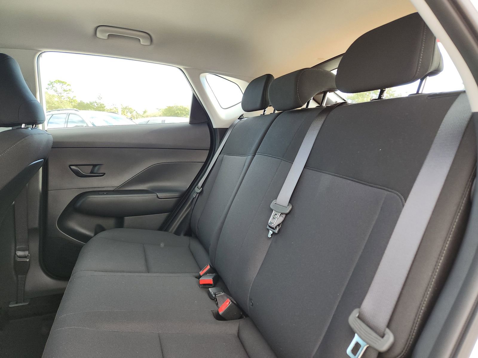 New 2026 Hyundai Kona SE image 14