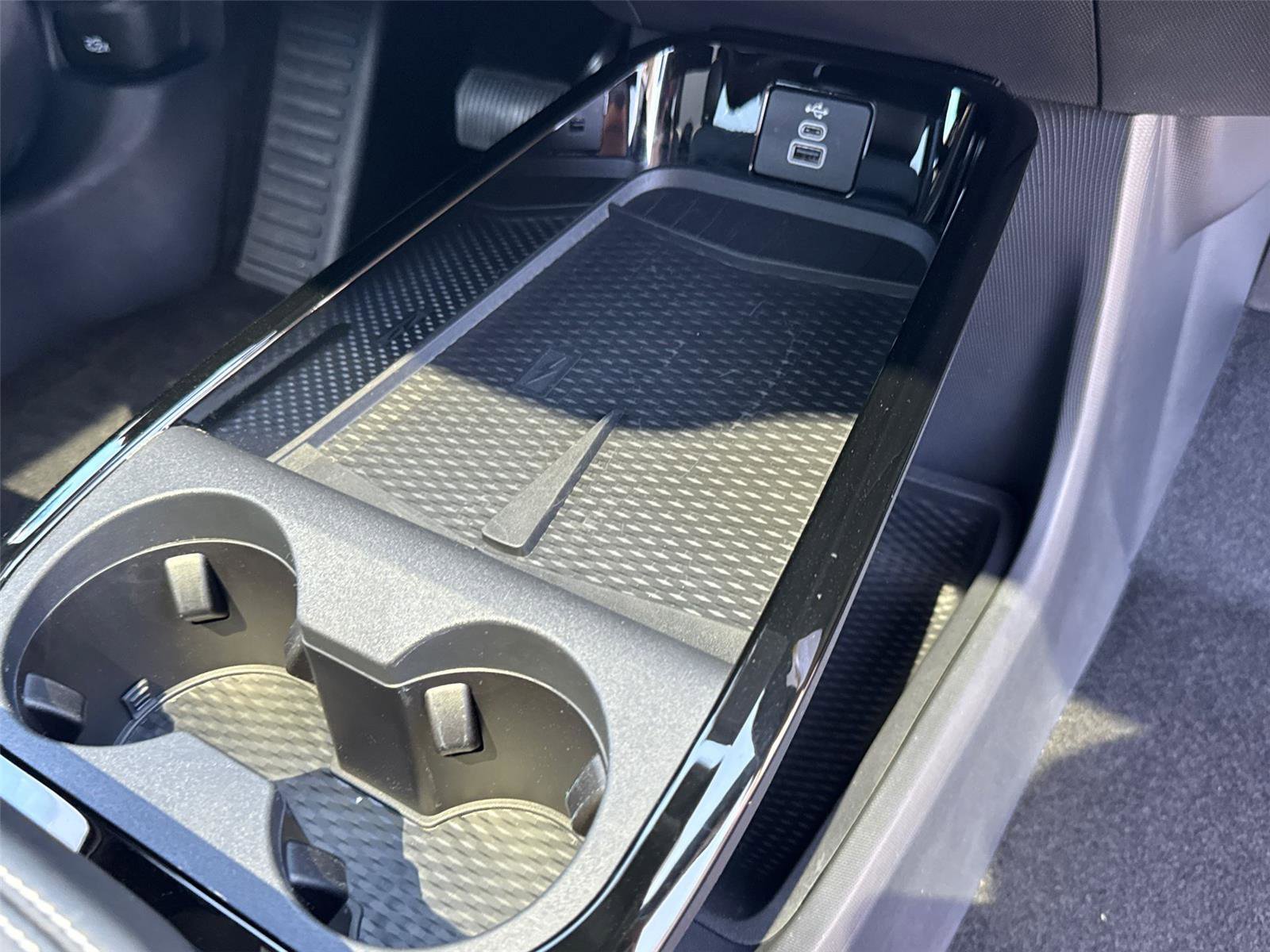 Used 2025 Ford Mustang Mach-E GT image 18