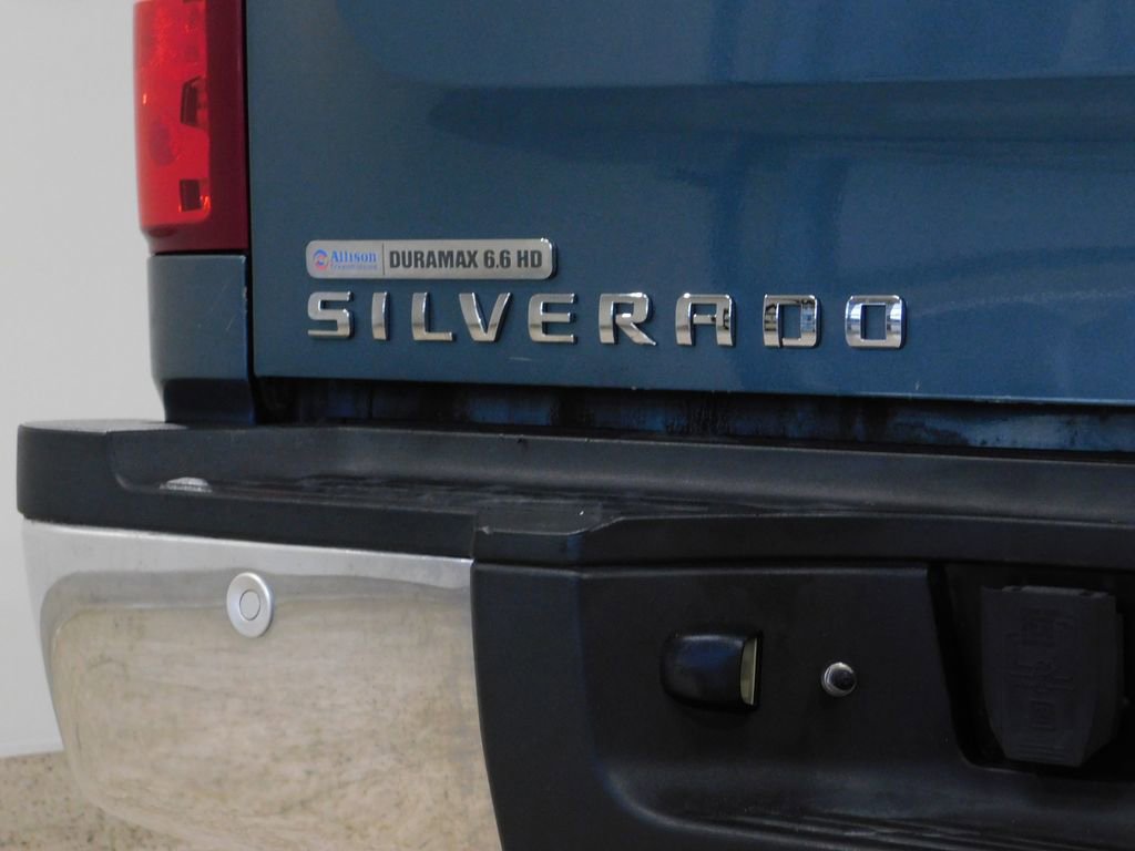 Used 2011 Chevrolet Silverado 2500 LT w/ Interior Plus Package AWD/4WD image 76