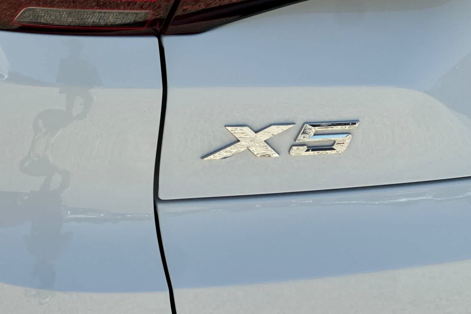 Used 2020 BMW X5 xDrive40i w/ Convenience Package AWD/4WD image 35