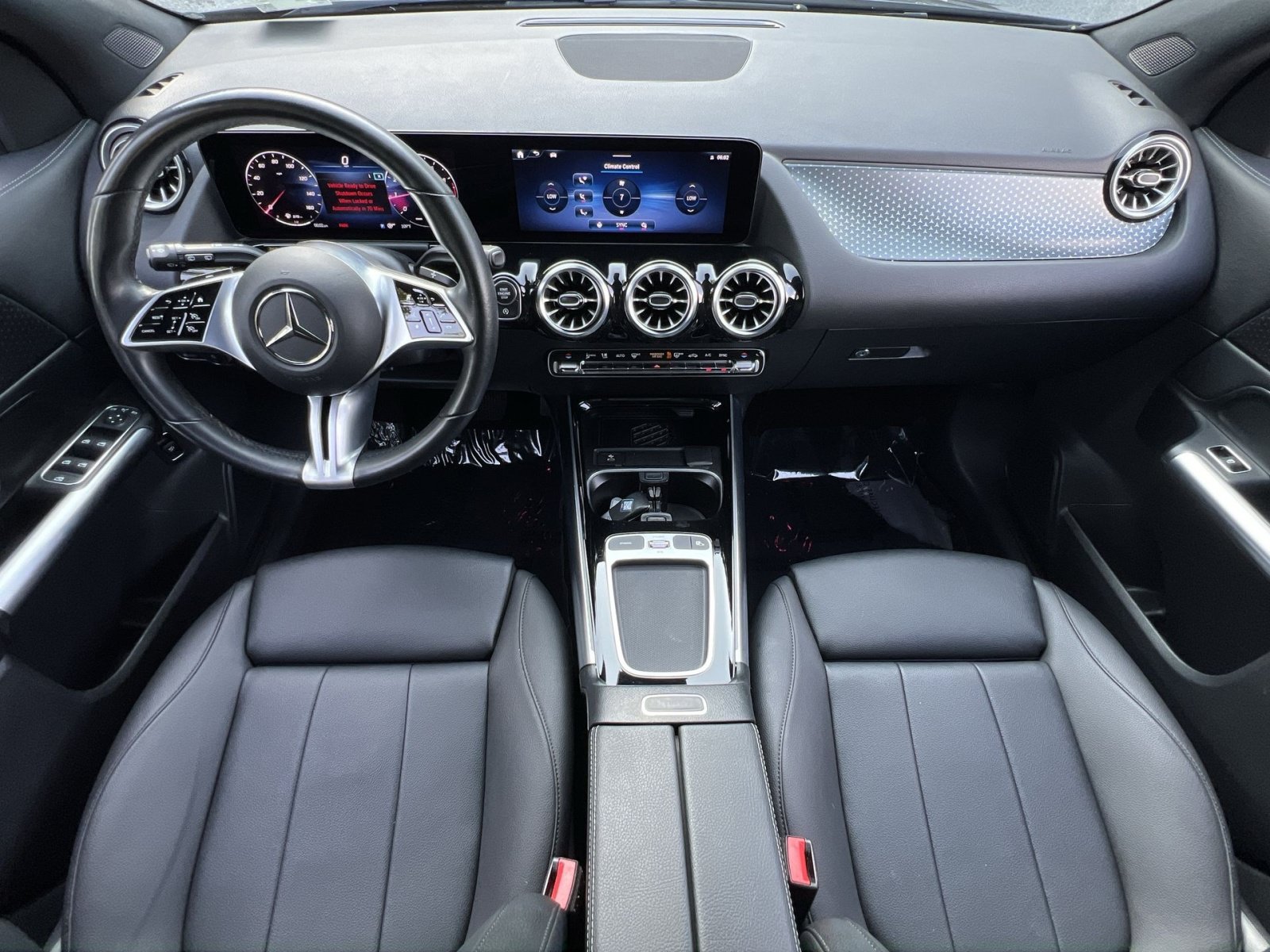 Used 2025 Mercedes-Benz GLA 250 4MATIC image 28