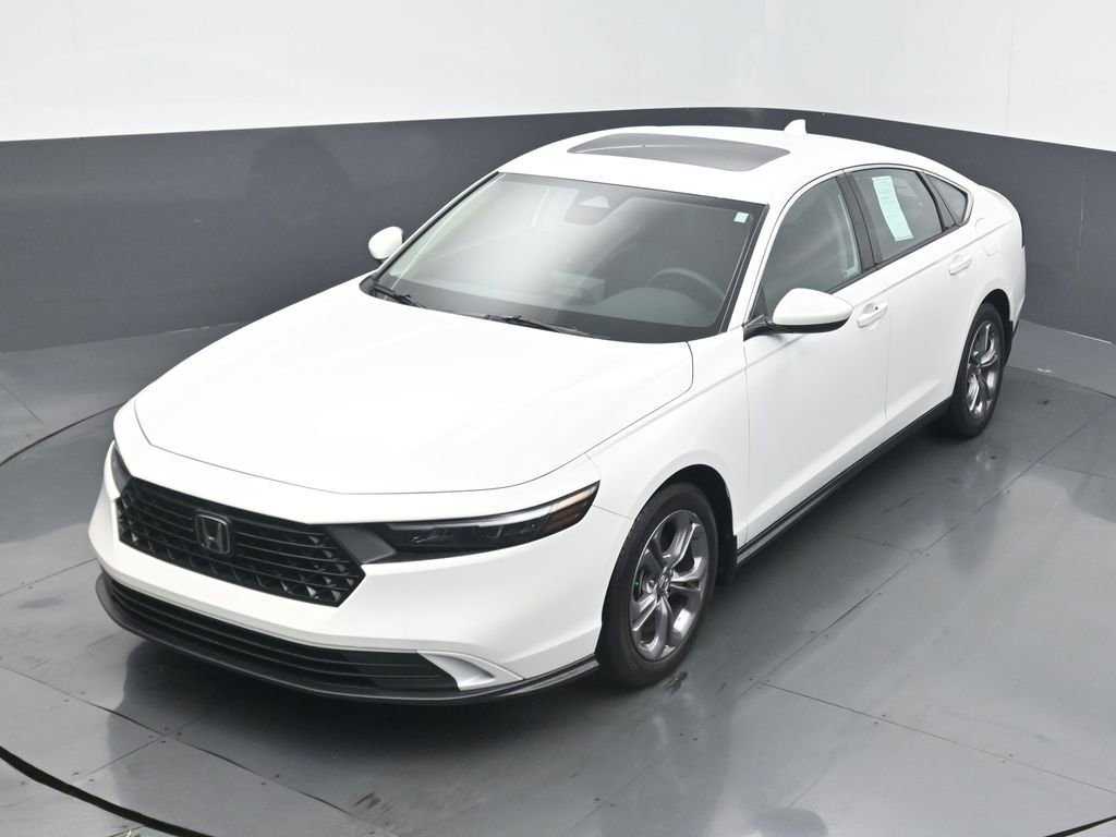 Certified 2024 Honda Accord EX image 9