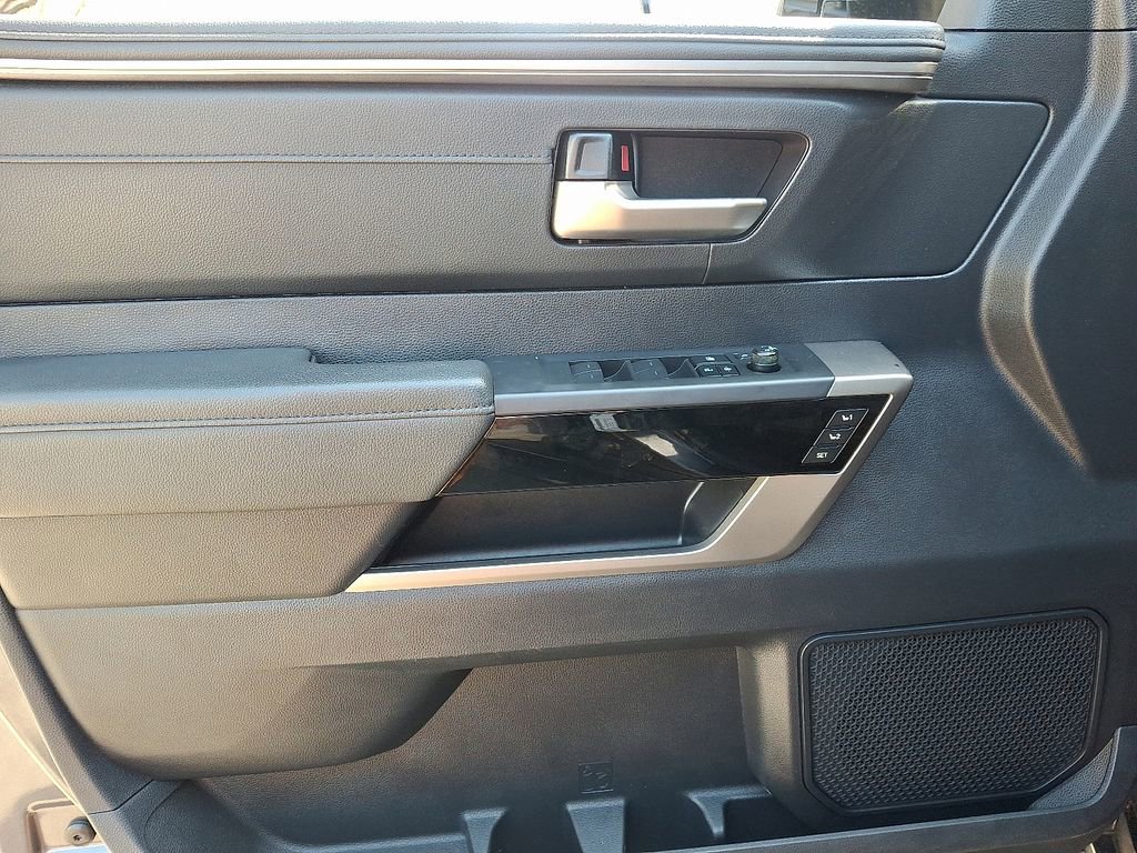 Used 2023 Toyota Tundra Limited w/ Power Package image 10
