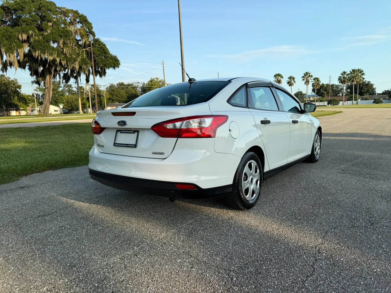 Used 2014 Ford Focus S FWD image 5