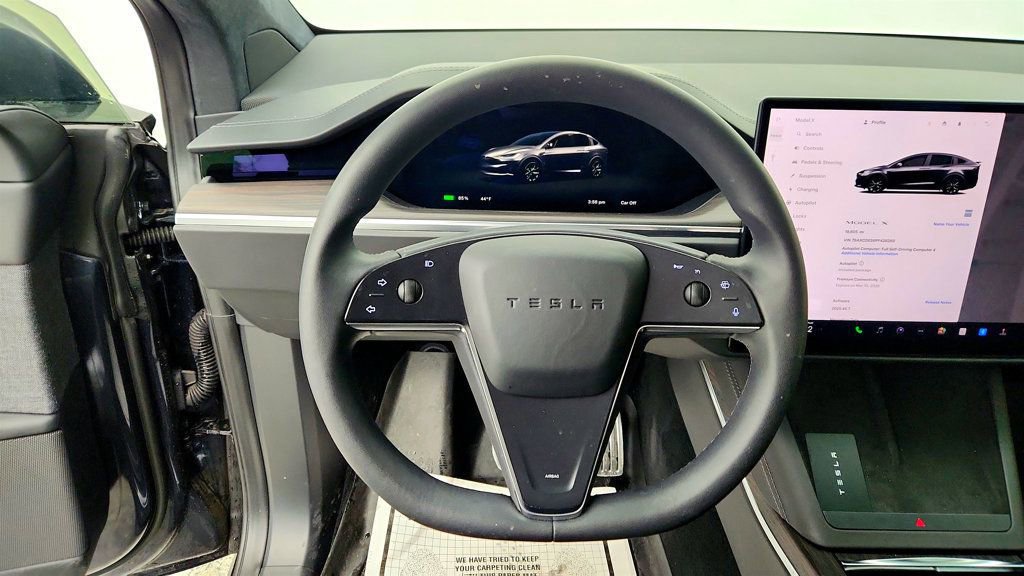 Used 2023 Tesla Model X image 13
