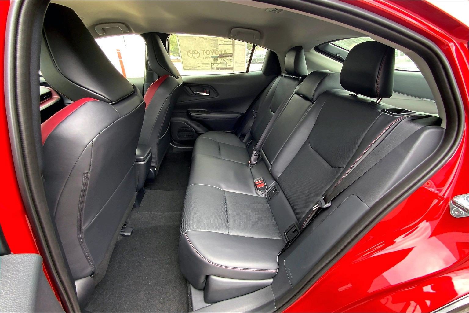 New 2026 Toyota Prius Plug-In Hybrid FWD image 13