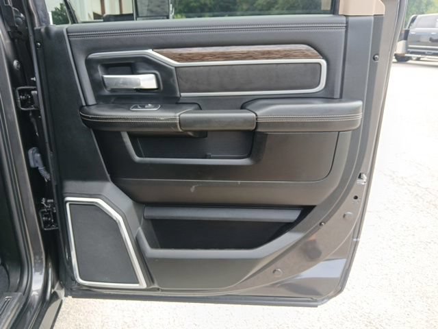 Used 2019 RAM 3500 Laramie AWD/4WD image 32