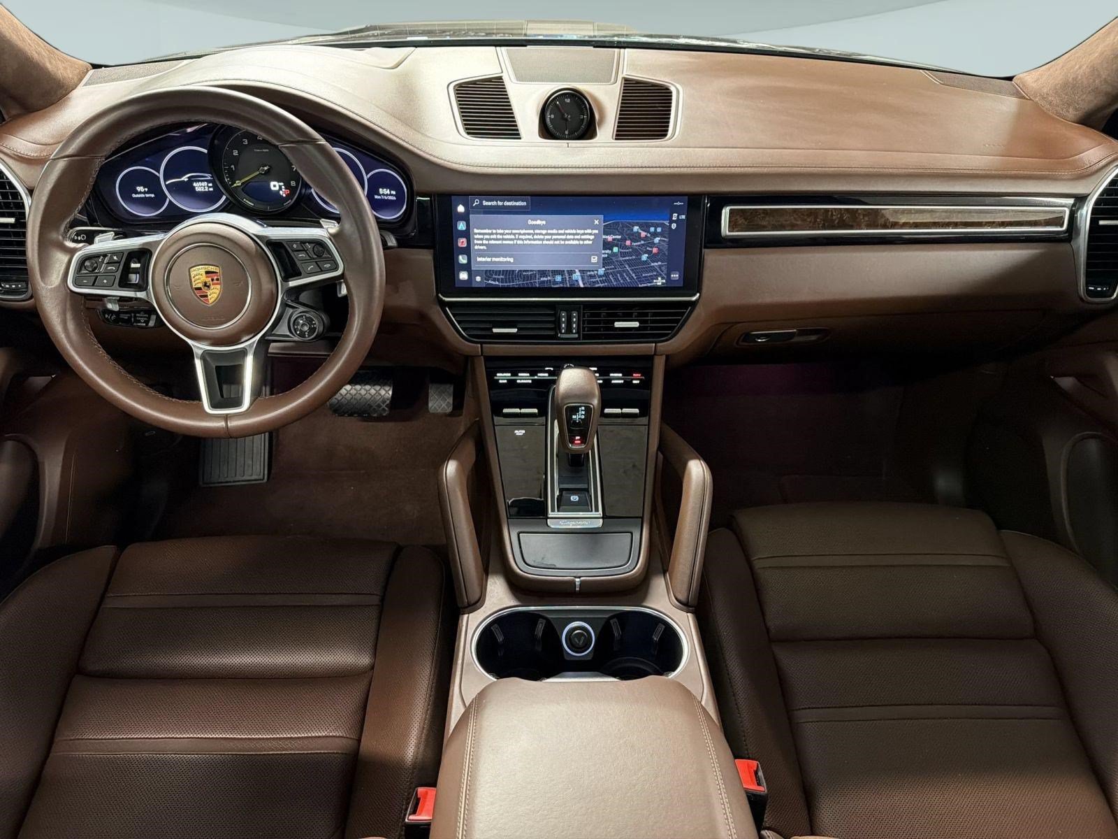 Used 2023 Porsche Cayenne Platinum Edition AWD/4WD image 15