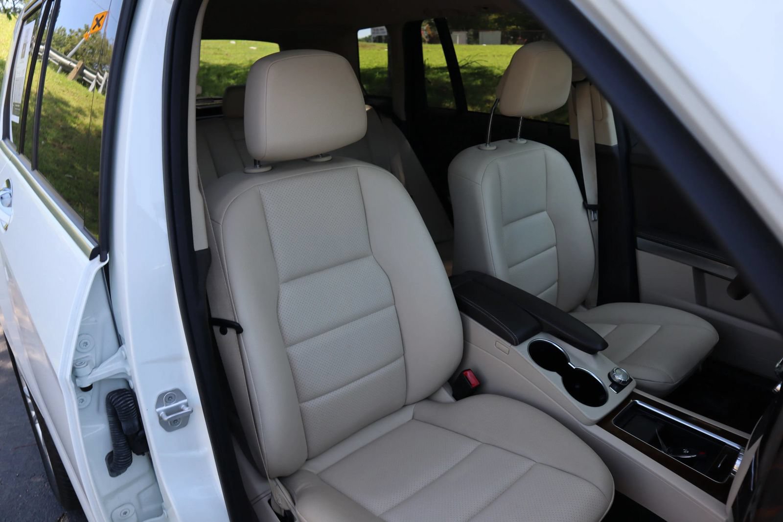 Used 2013 Mercedes-Benz GLK 350 2WD image 19