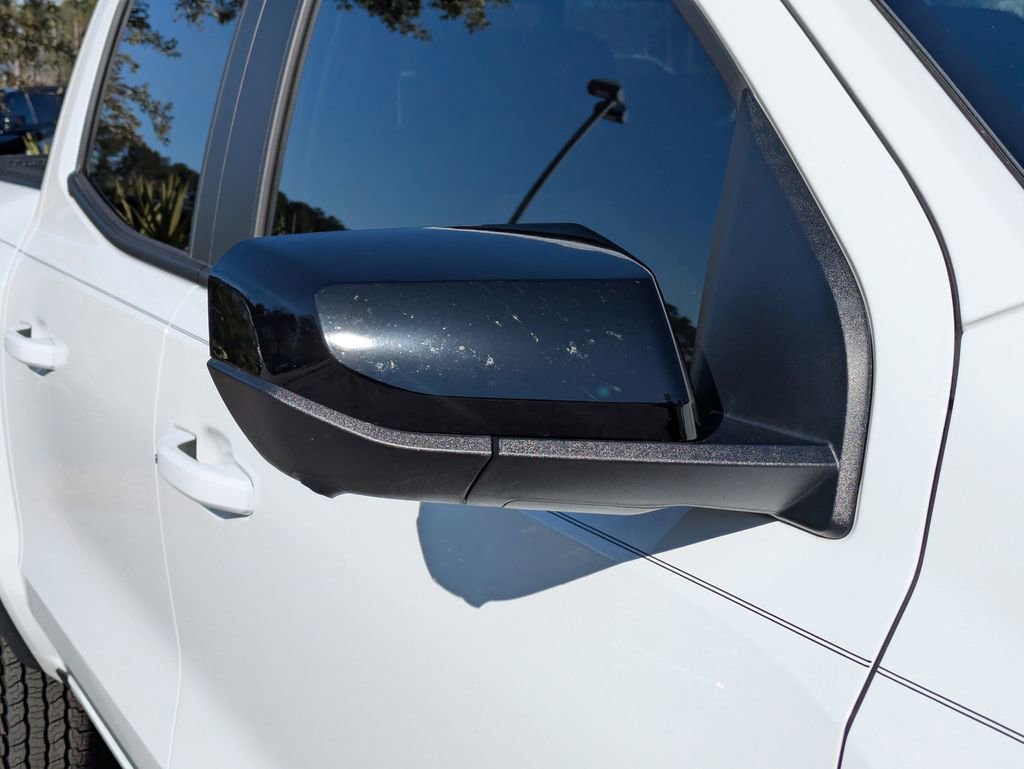 Certified 2025 GMC Canyon Elevation w/ Technology Package image 11