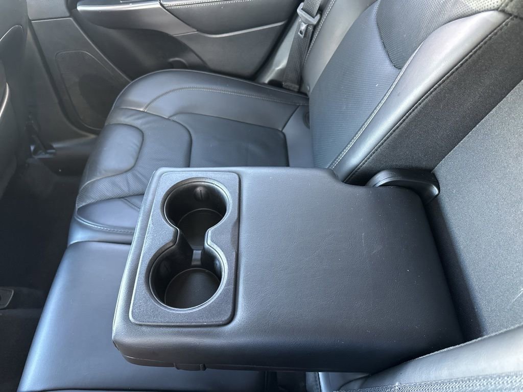Used 2019 Jeep Cherokee Limited image 29