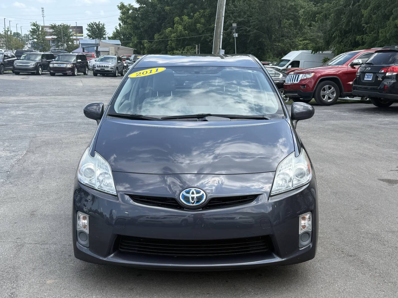 Used 2011 Toyota Prius Two FWD image 2