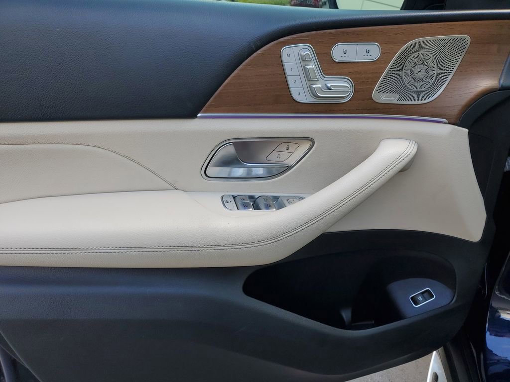 Used 2022 Mercedes-Benz GLE 350 w/ Premium Package image 17