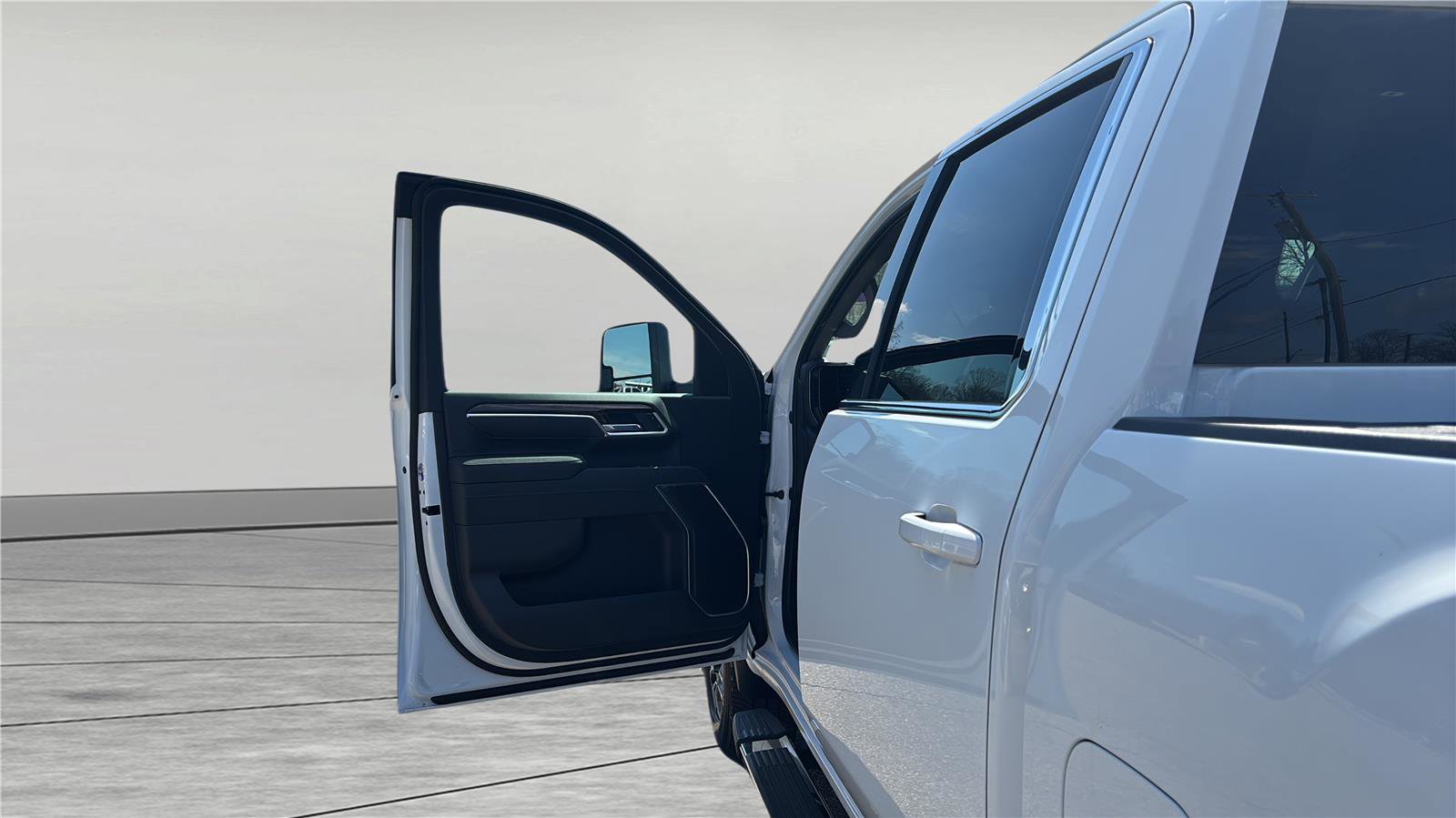 New 2026 GMC Sierra 2500 SLE w/ SLE Value Package; image 14