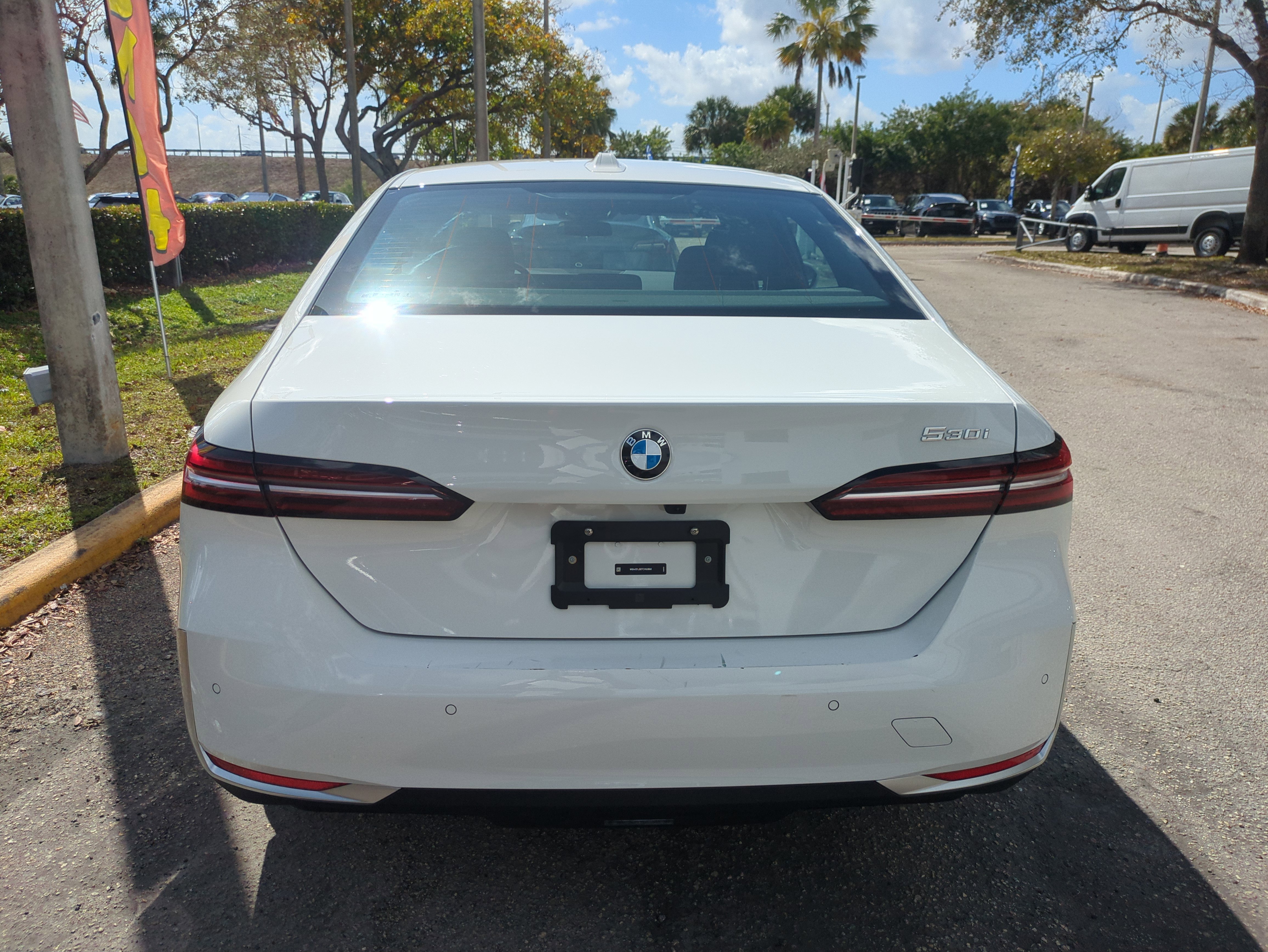 Used 2026 BMW 530i image 6