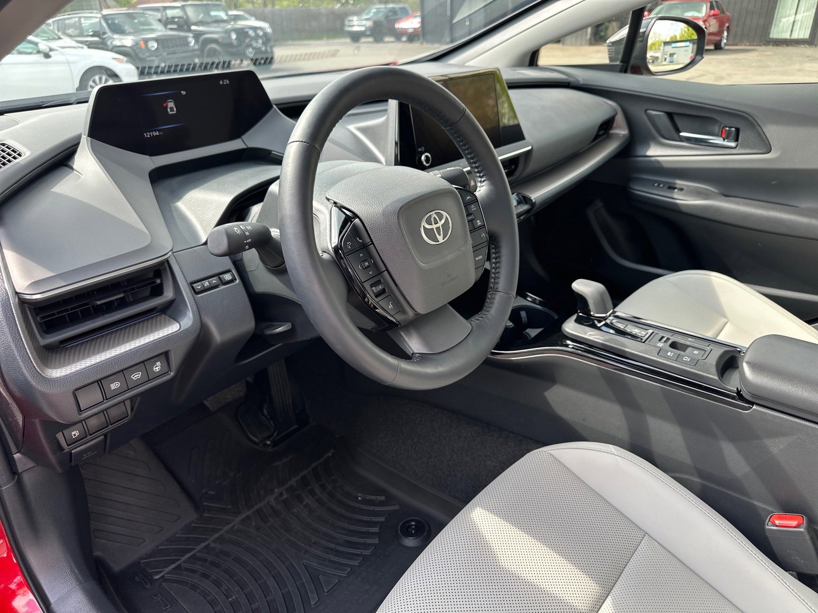 Used 2024 Toyota Prius XLE AWD/4WD image 21