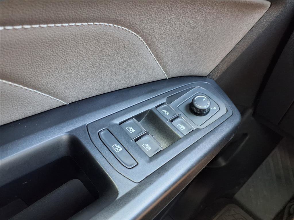 Used 2021 Volkswagen Atlas Cross Sport SE image 20