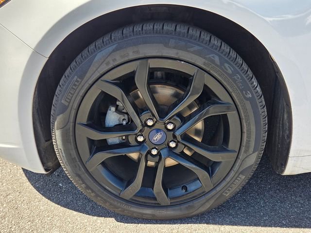 Certified 2020 Ford Fusion SE w/ Equipment Group 151A image 11