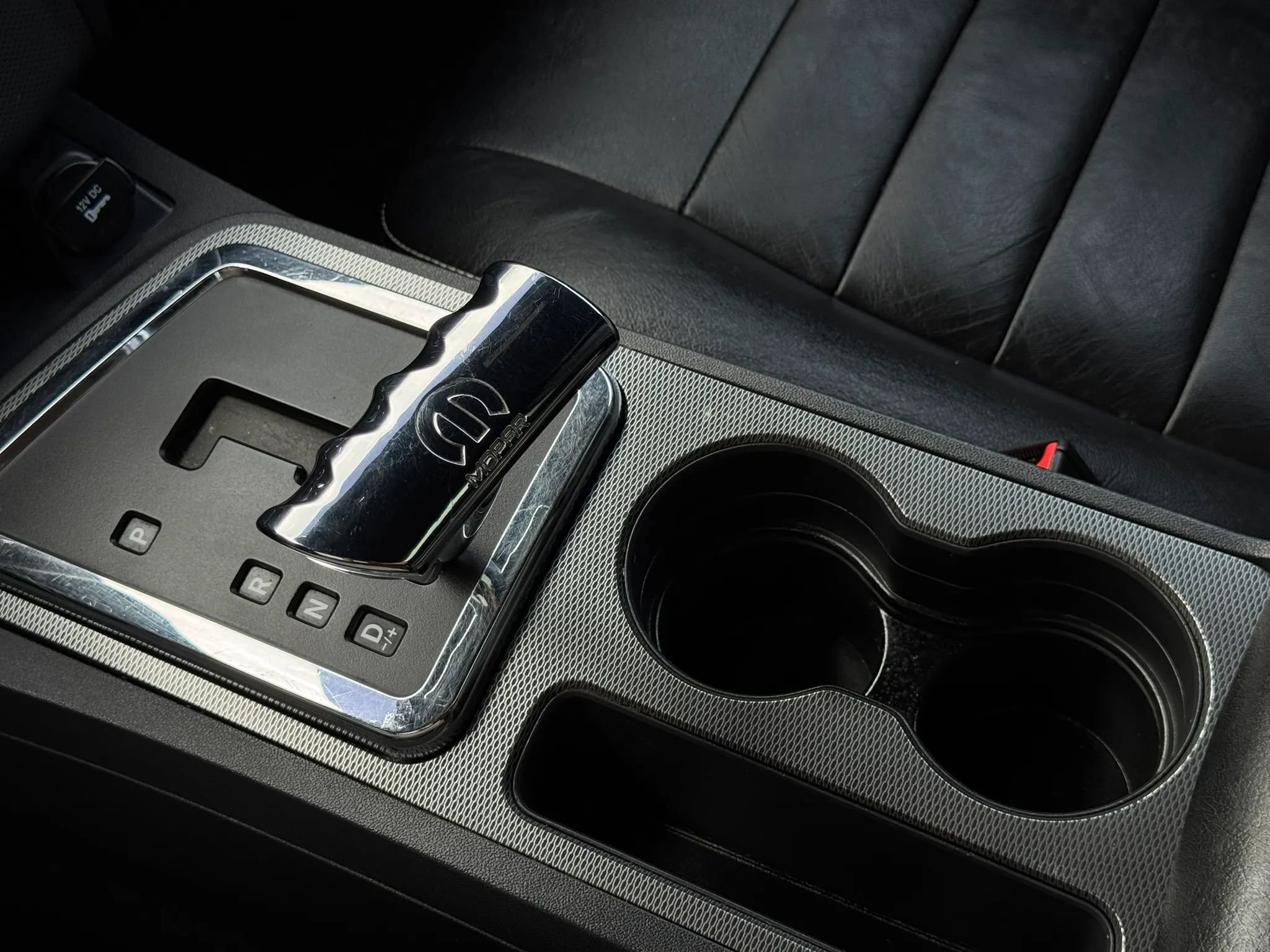 Used 2012 Dodge Challenger R/T RWD image 30