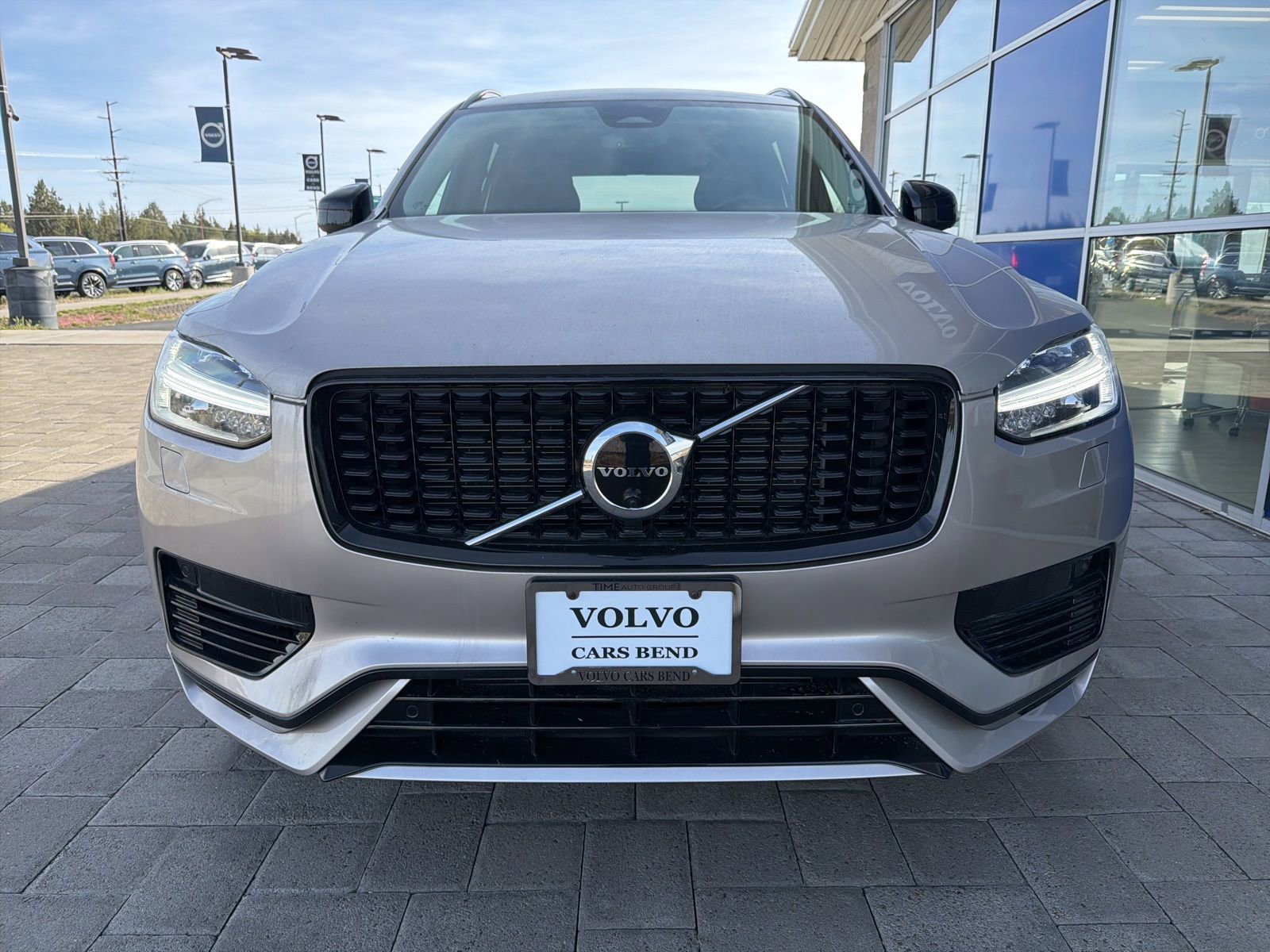 Certified 2023 Volvo XC90 T8 Plus w/ Protection Package Premier AWD/4WD image 3