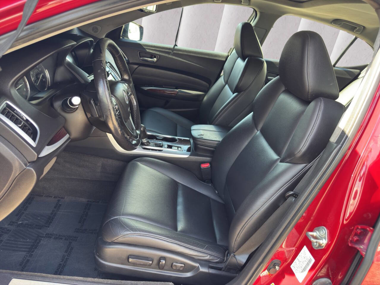 Used 2017 Acura TLX image 10