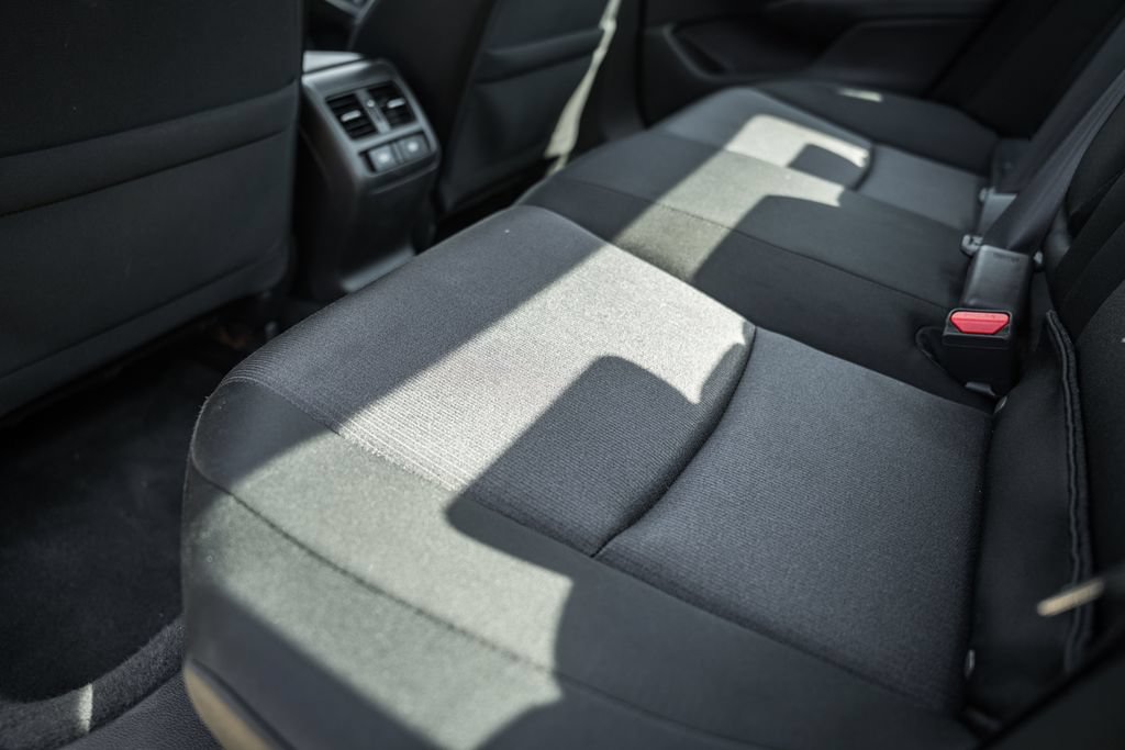Used 2021 Honda Accord EX image 31