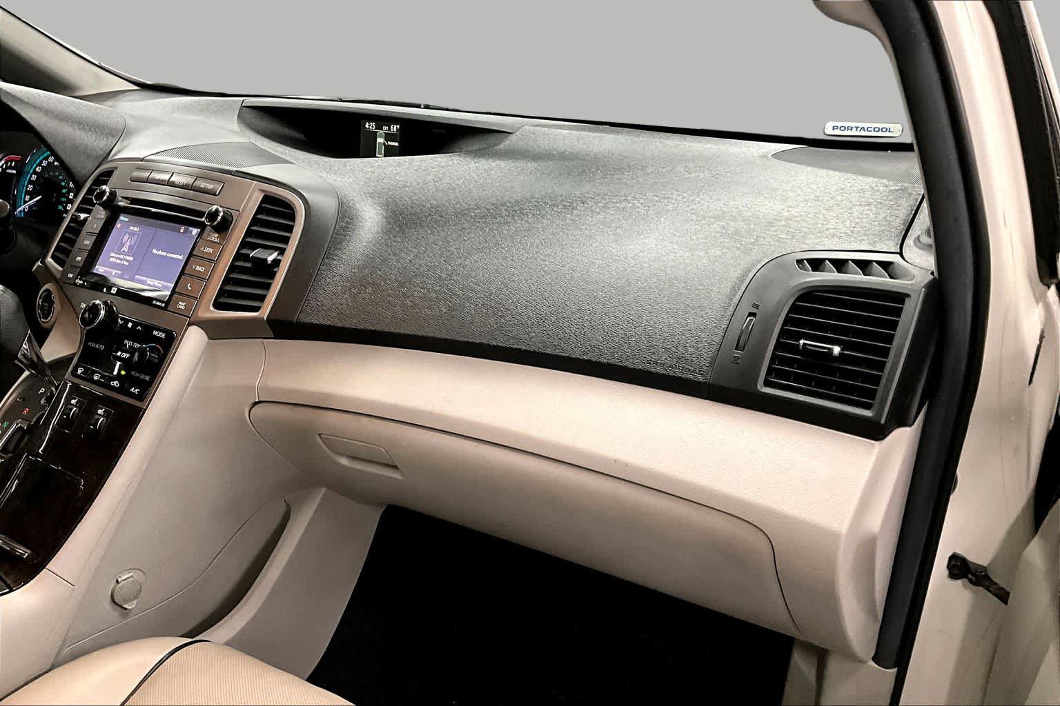 Used 2015 Toyota Venza XLE w/ XLE Premium Package FWD image 19