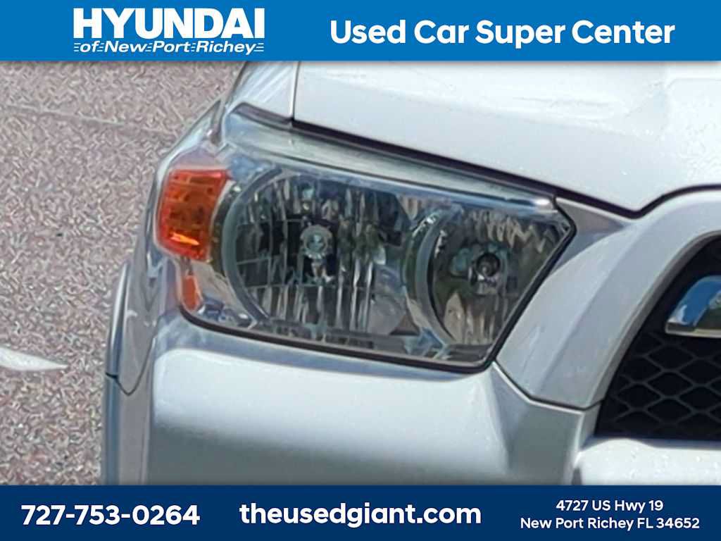 Used 2010 Toyota 4Runner Limited RWD image 9