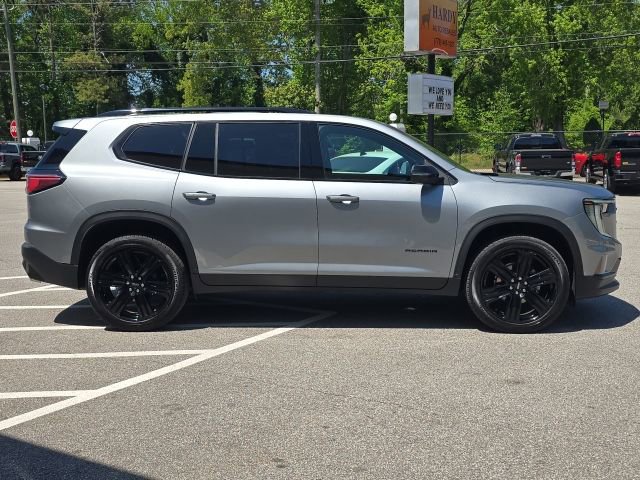 Used 2025 GMC Acadia Elevation w/ Elevation Premium Package image 6