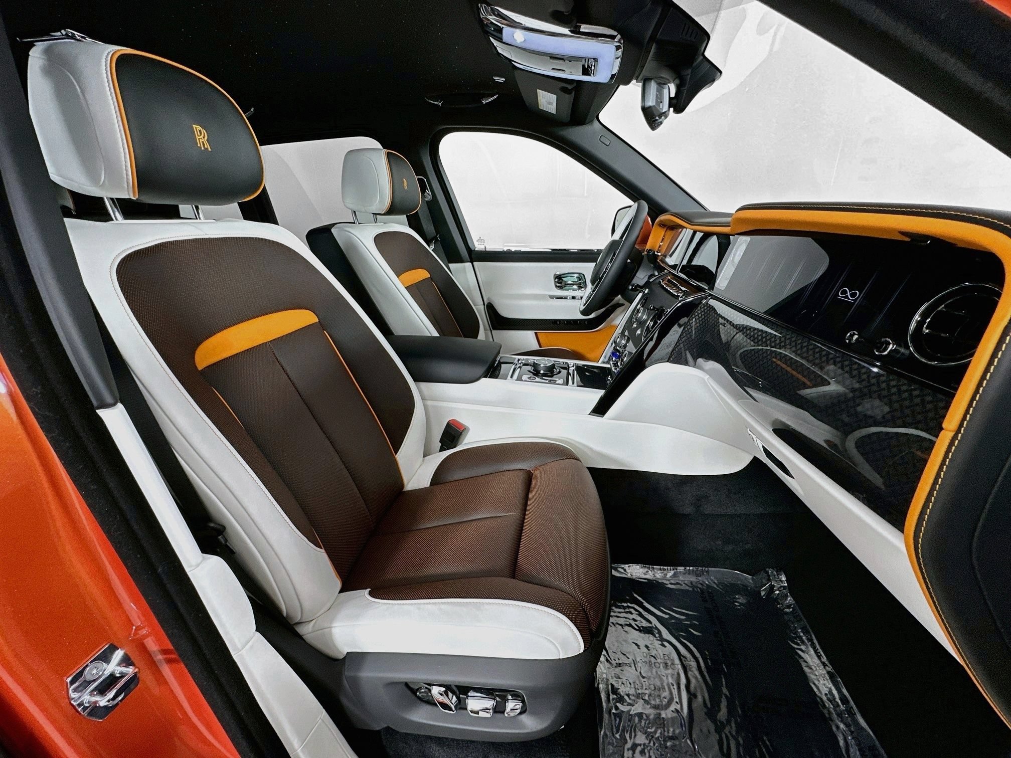 New 2027 Rolls-Royce Cullinan Black Badge AWD/4WD image 26