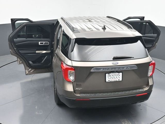Used 2021 Ford Explorer XLT RWD image 45