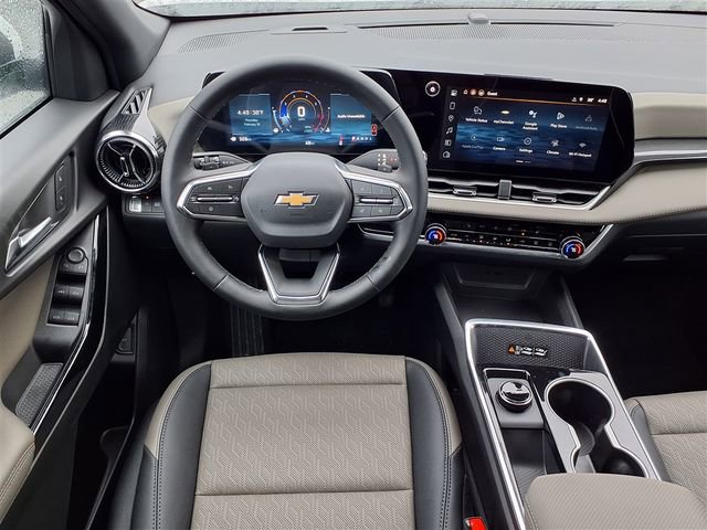 New 2026 Chevrolet Equinox LT w/ Convenience Package II FWD image 6